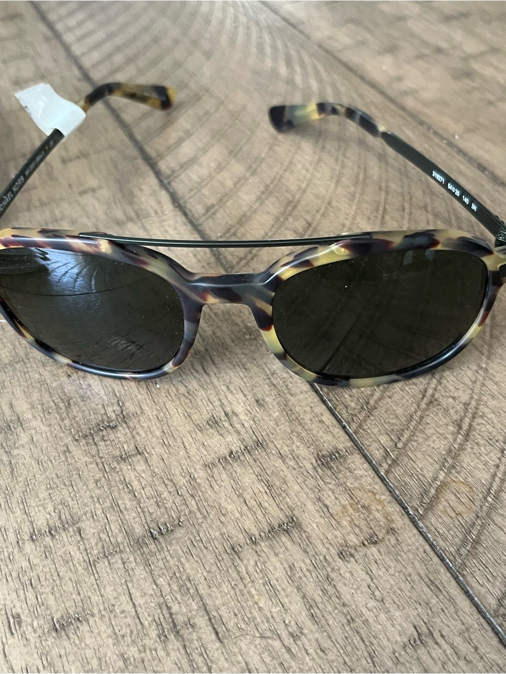 NEW w/CASE MICHAEL KORS SUNGLASSES w/ cleaning cloth and Instructions MK 2031 - Picture 9 of 9